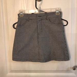 BRANDY MELVILLE CHECKERED SKIRT